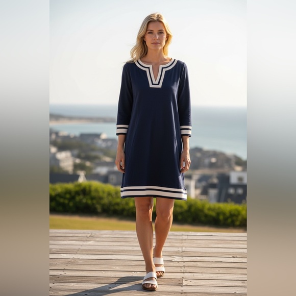 Vineyard Vines Dresses & Skirts - Vineyard vines nautical shift dress woman’s medium 3/4 sleeves